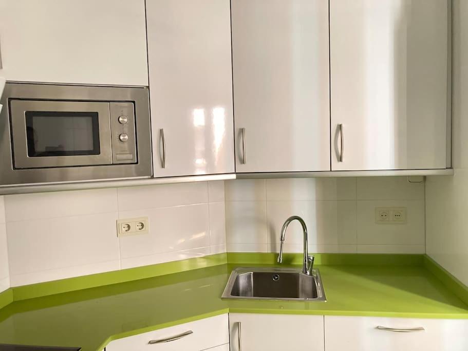 Centrico Apartamento De 2 Habitaciones By Bebalmy Oviedo Zewnętrze zdjęcie