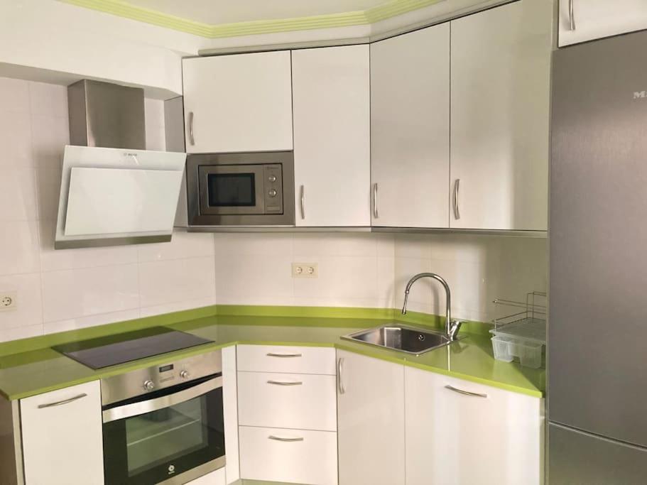 Centrico Apartamento De 2 Habitaciones By Bebalmy Oviedo Zewnętrze zdjęcie
